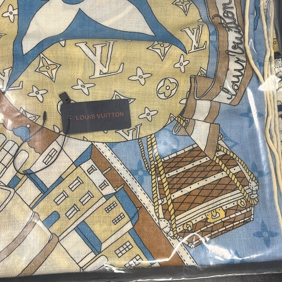 Louis Vuitton Shawl Monogram 30%Silk, 70% Cashmere including the box and ribbon - Picture 7 of 17